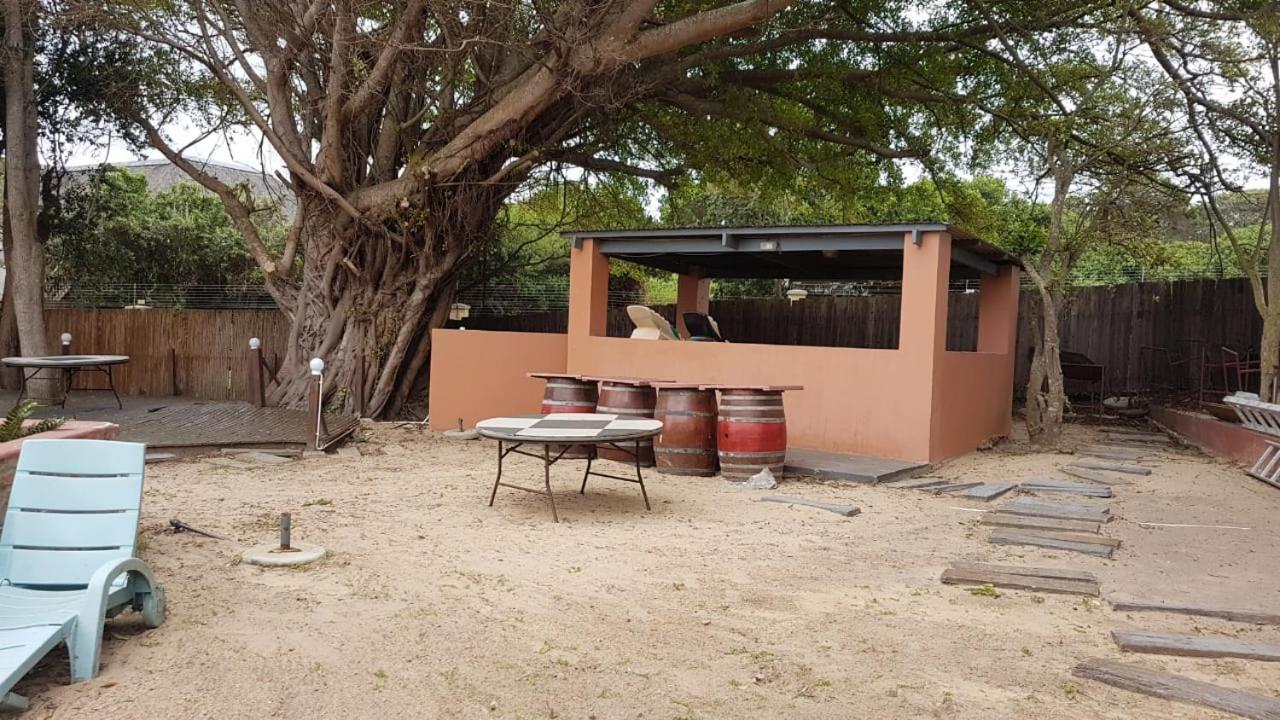 Wilderness Beach Hotel Exterior photo